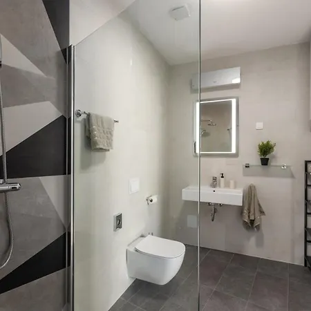 公寓 Lumare Seafront Penthouse 乌马格