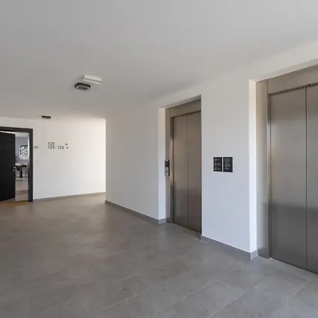 Lumare Seafront Penthouse * Umag
